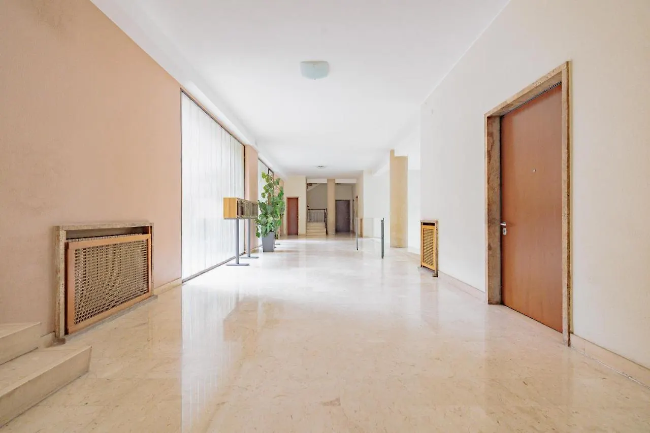 La Casa Di Alessia Nel Centro Di Como - Alessiatravelling 0*,  Italy
